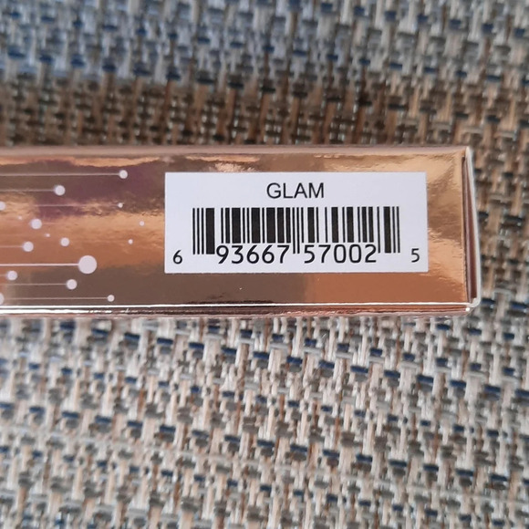 Girlactik Metallic Eye Sparkle Shadow GLAM - Picture 3 of 3